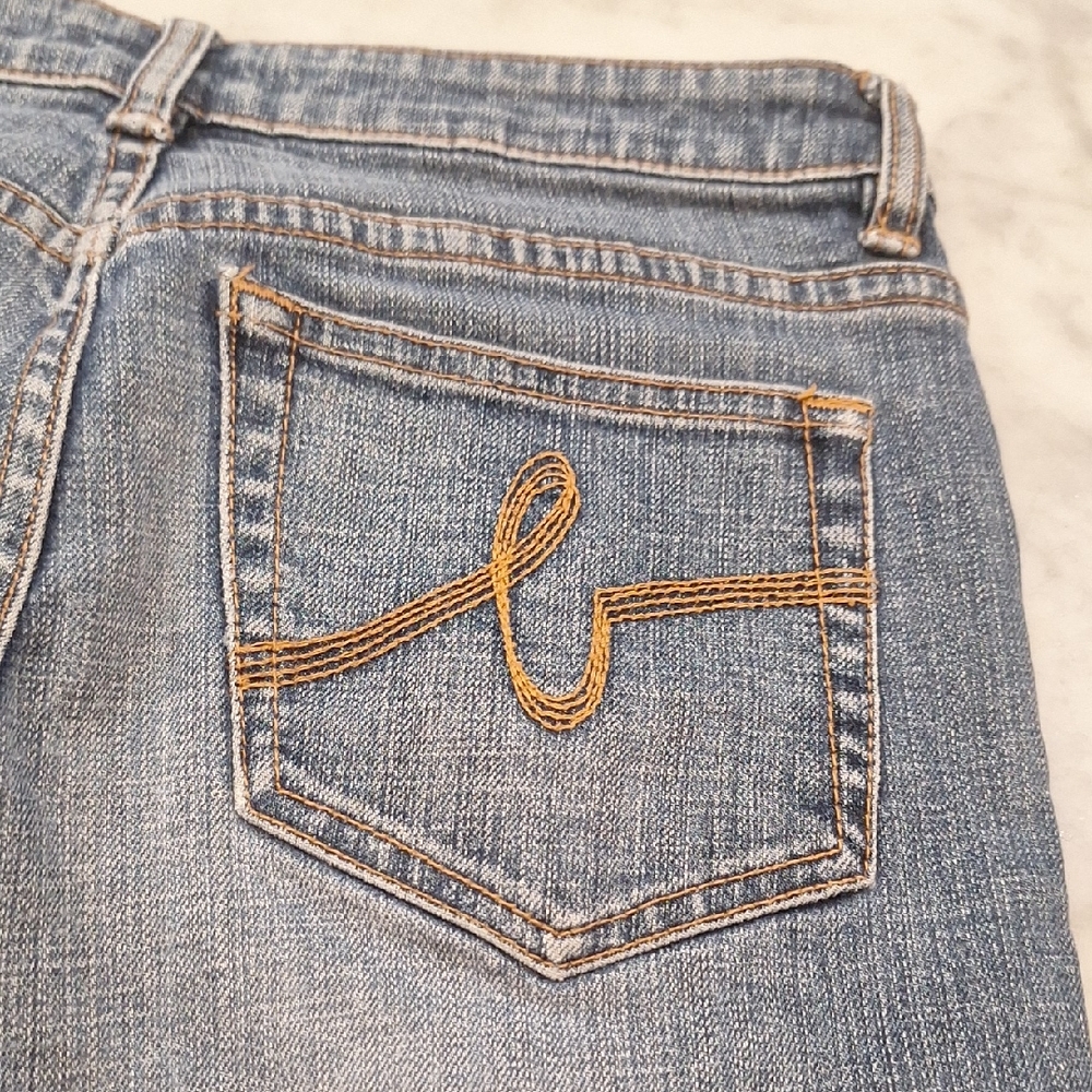 Bebe Lowrise Fitted Flare Med‎ Blue Jeans Gold Stitching Bootcut Sz 29 EUC Tramp